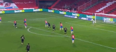 球队攻防数据创新高，赛季最佳表现