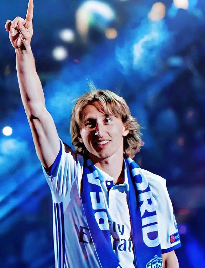 欧冠淘汰赛前瞻：拜仁客战曼城,