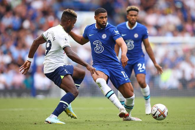 意媒：弗拉霍维奇在国家队中出现肌肉不适，但伤情不重