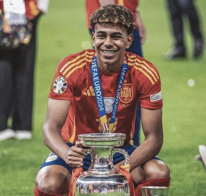 阿莱格里：给莱奥建议是因为我经验更丰富，而不是我比他厉害